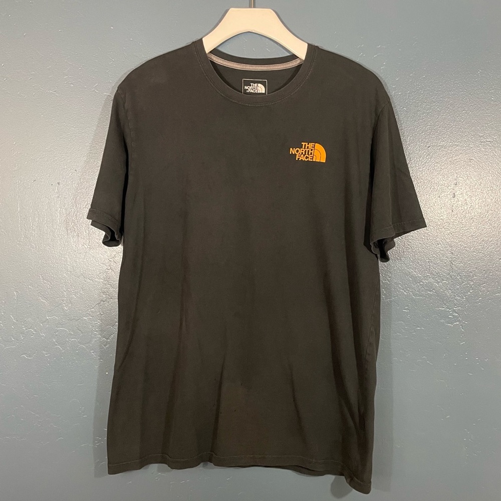 The North Face Men’s Black Logo Graphic Print Short Sleeve Tee Size M